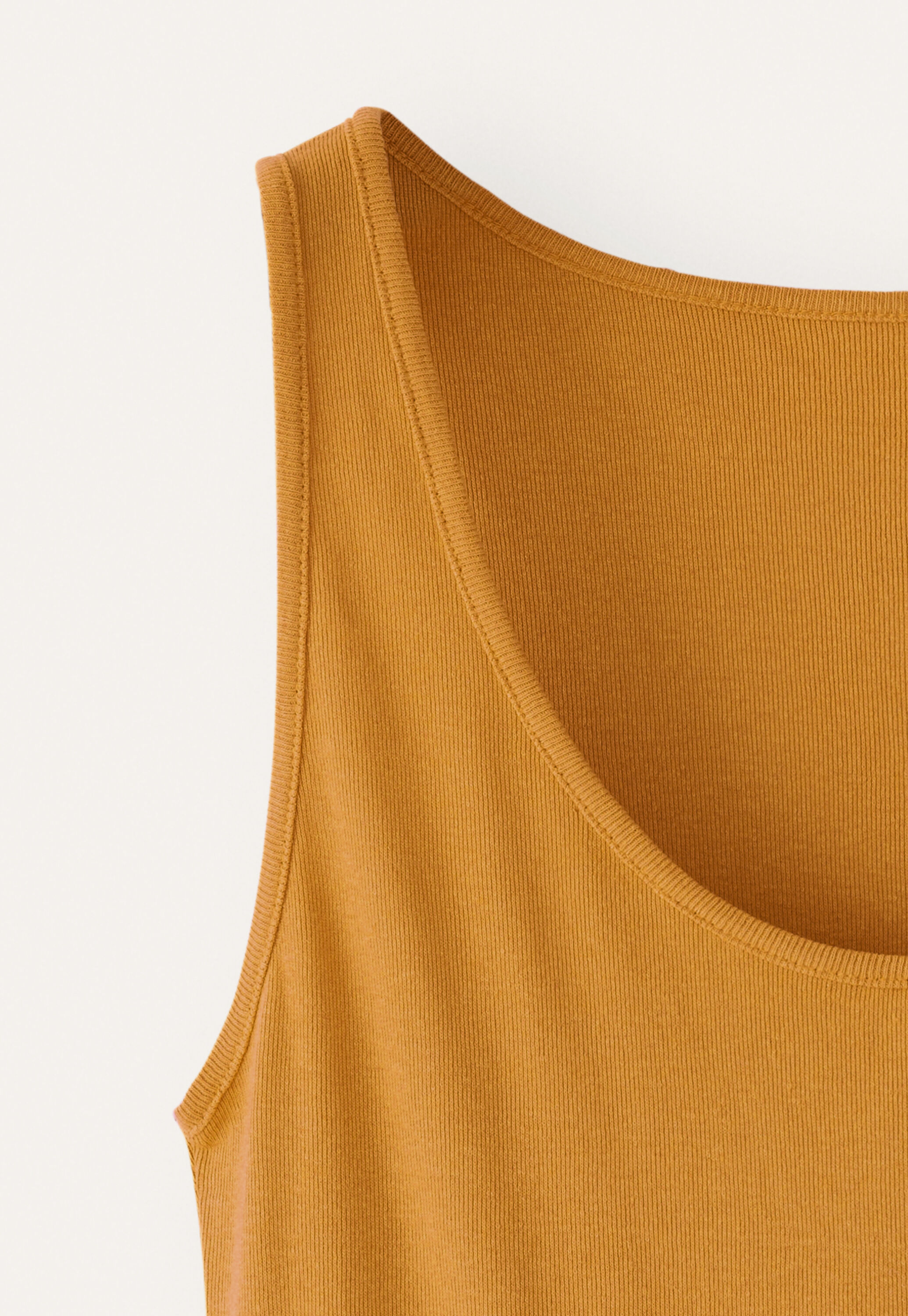 Ribbed vest