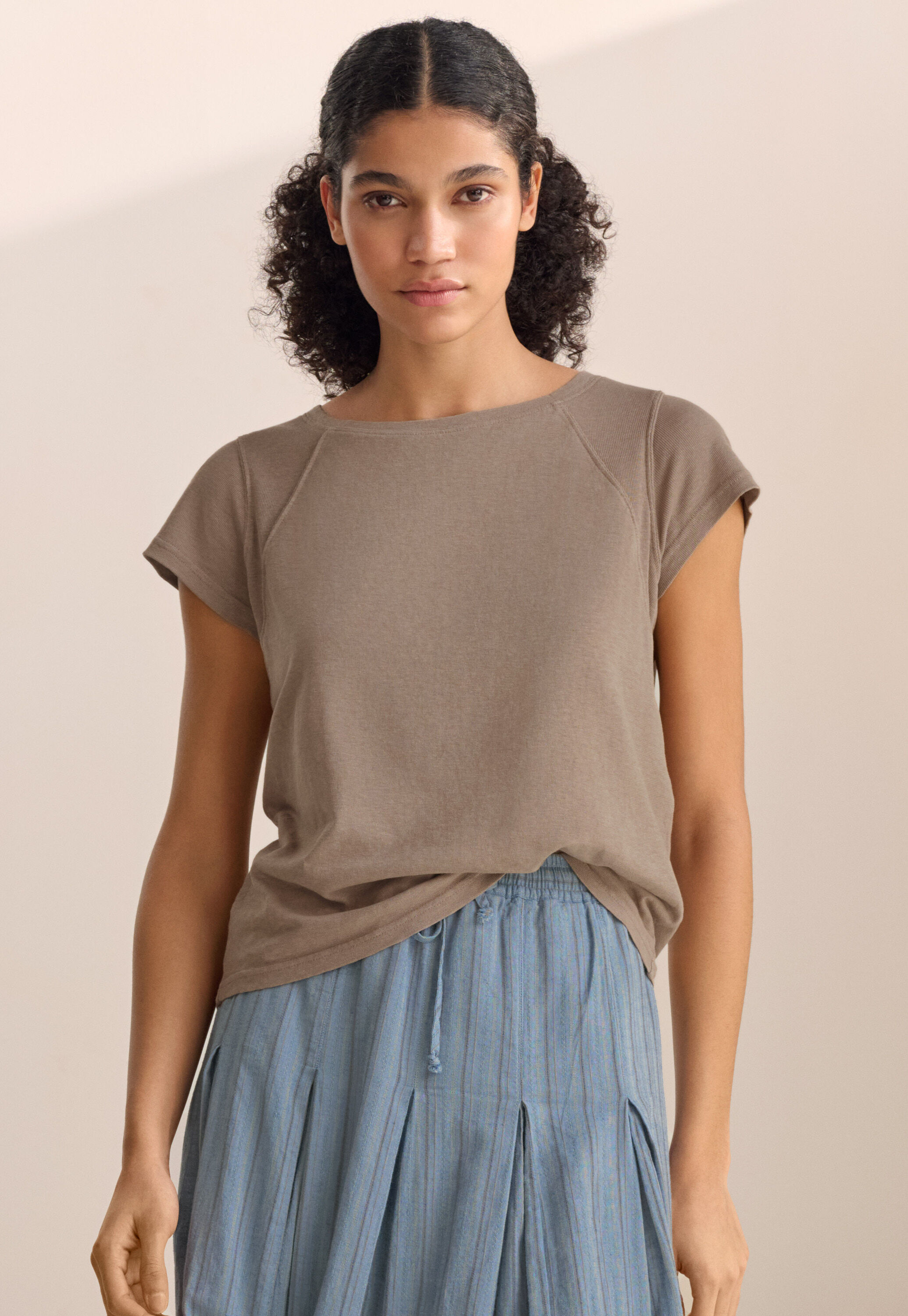Raglan-sleeve top