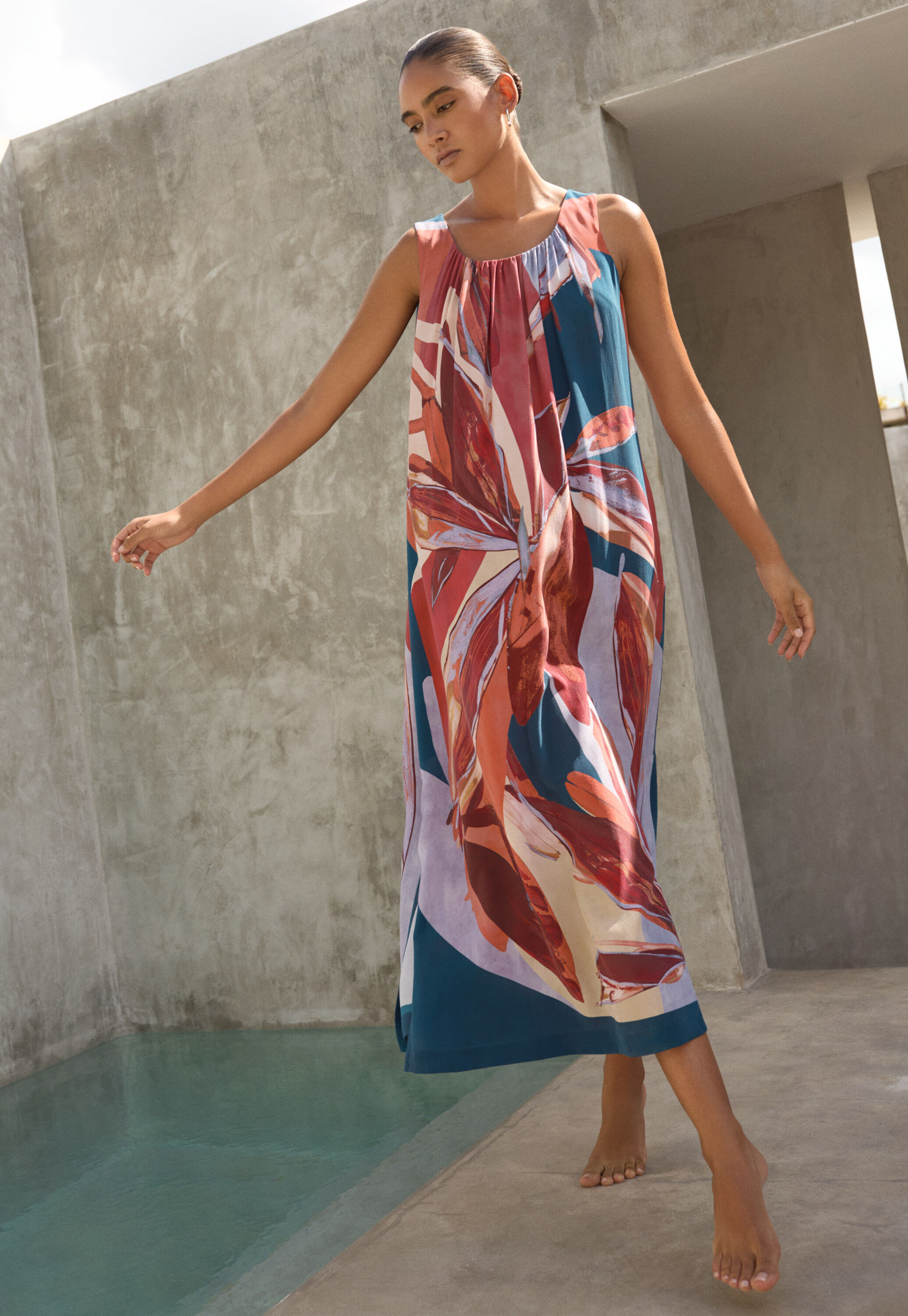 Printed sleeveless dress