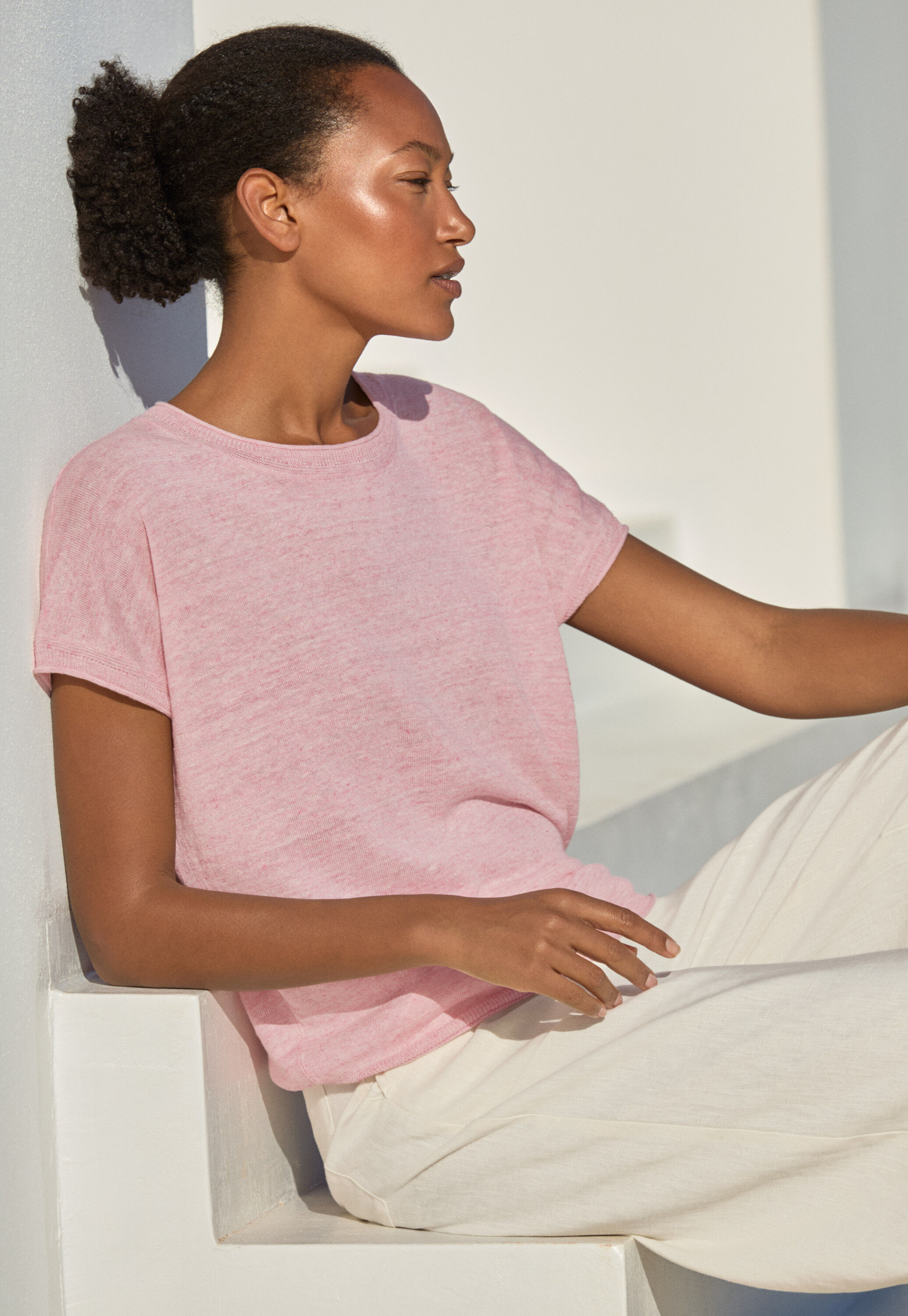 Short-sleeve sweater