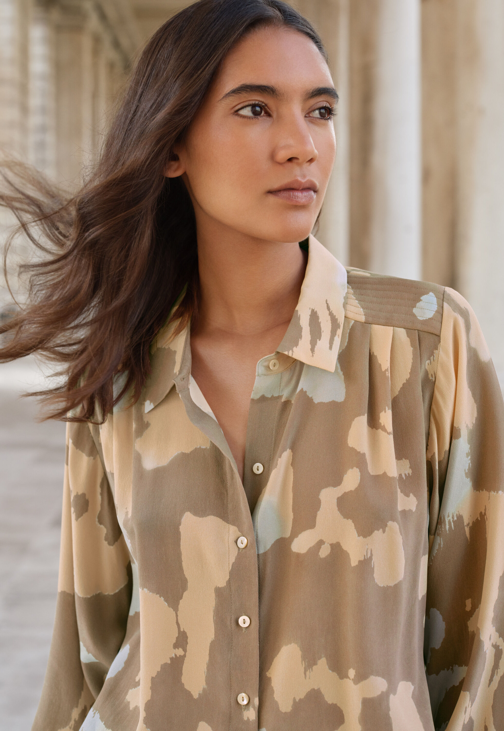 Printed blouse with pleats, Taupe sand, large