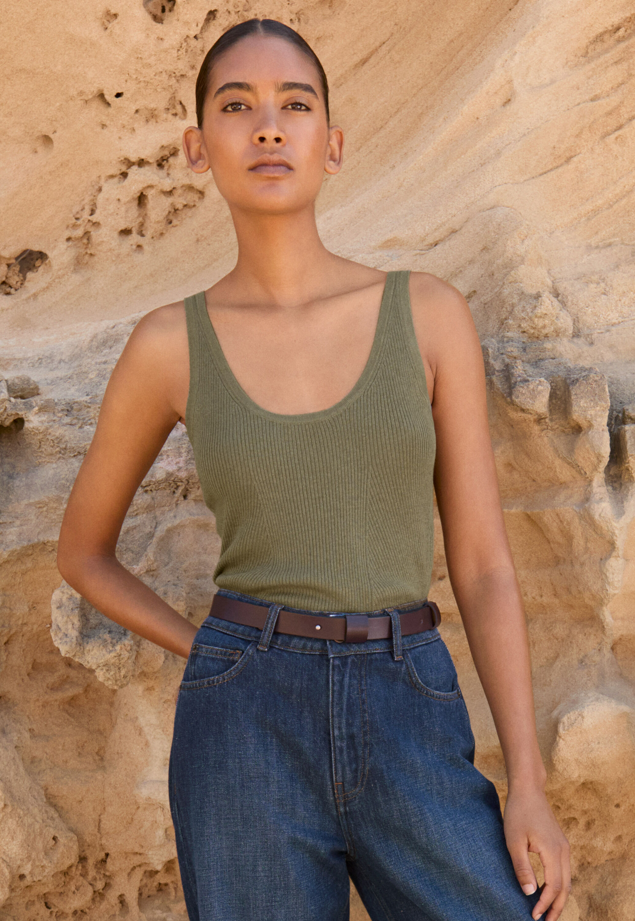 Round-neck sweater