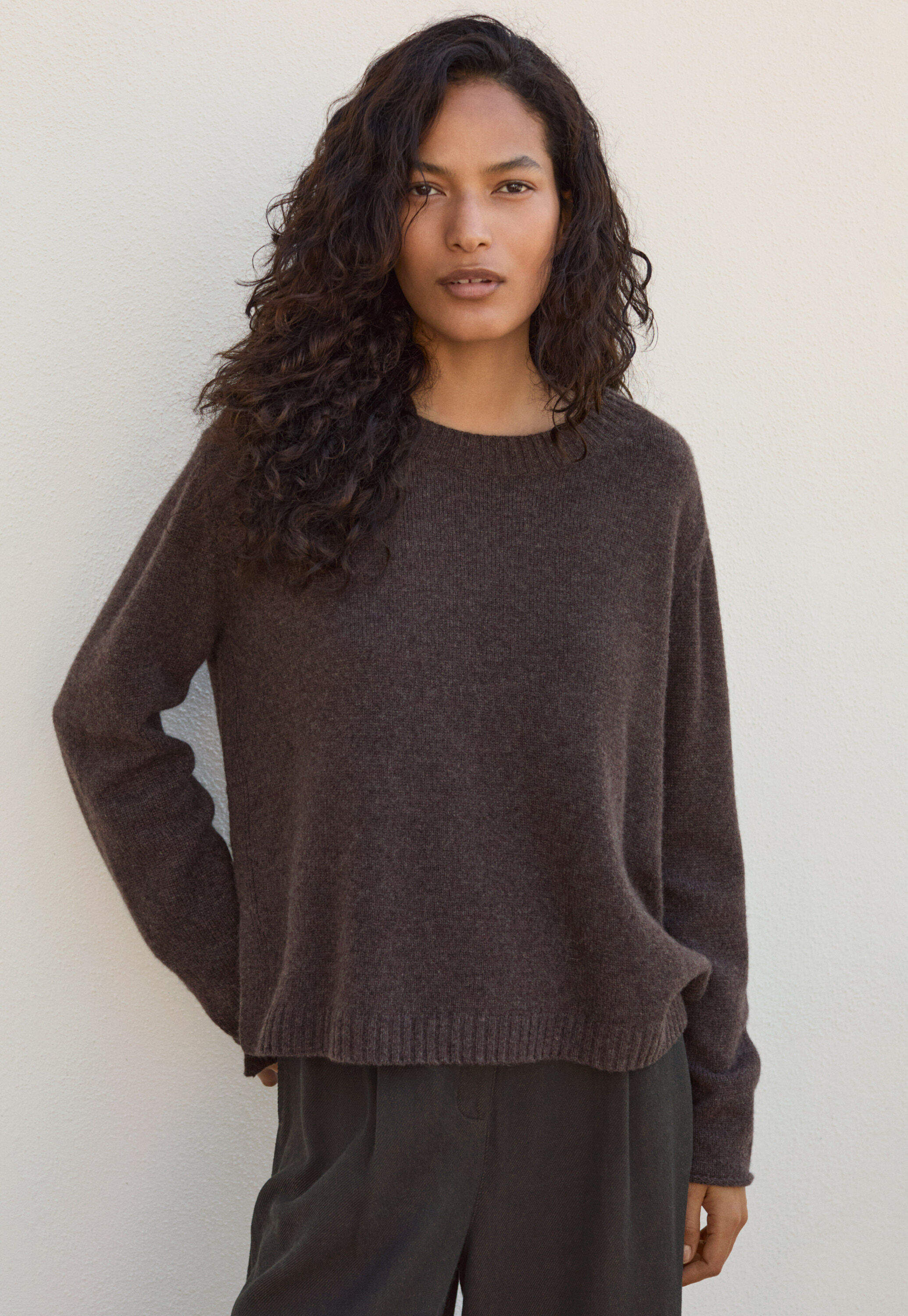 Round-neck sweater