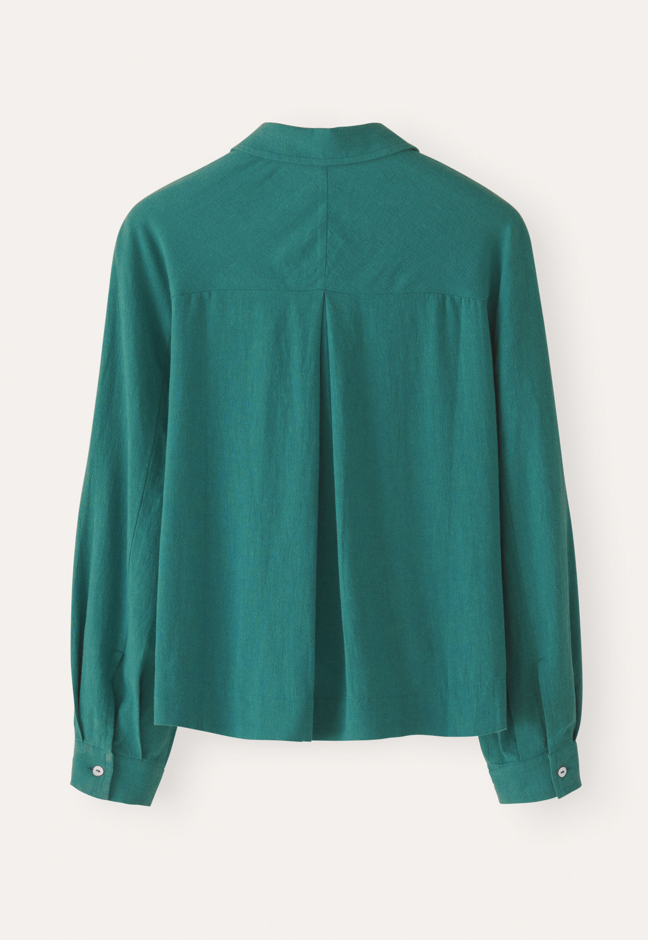 Curved-sleeve blouse