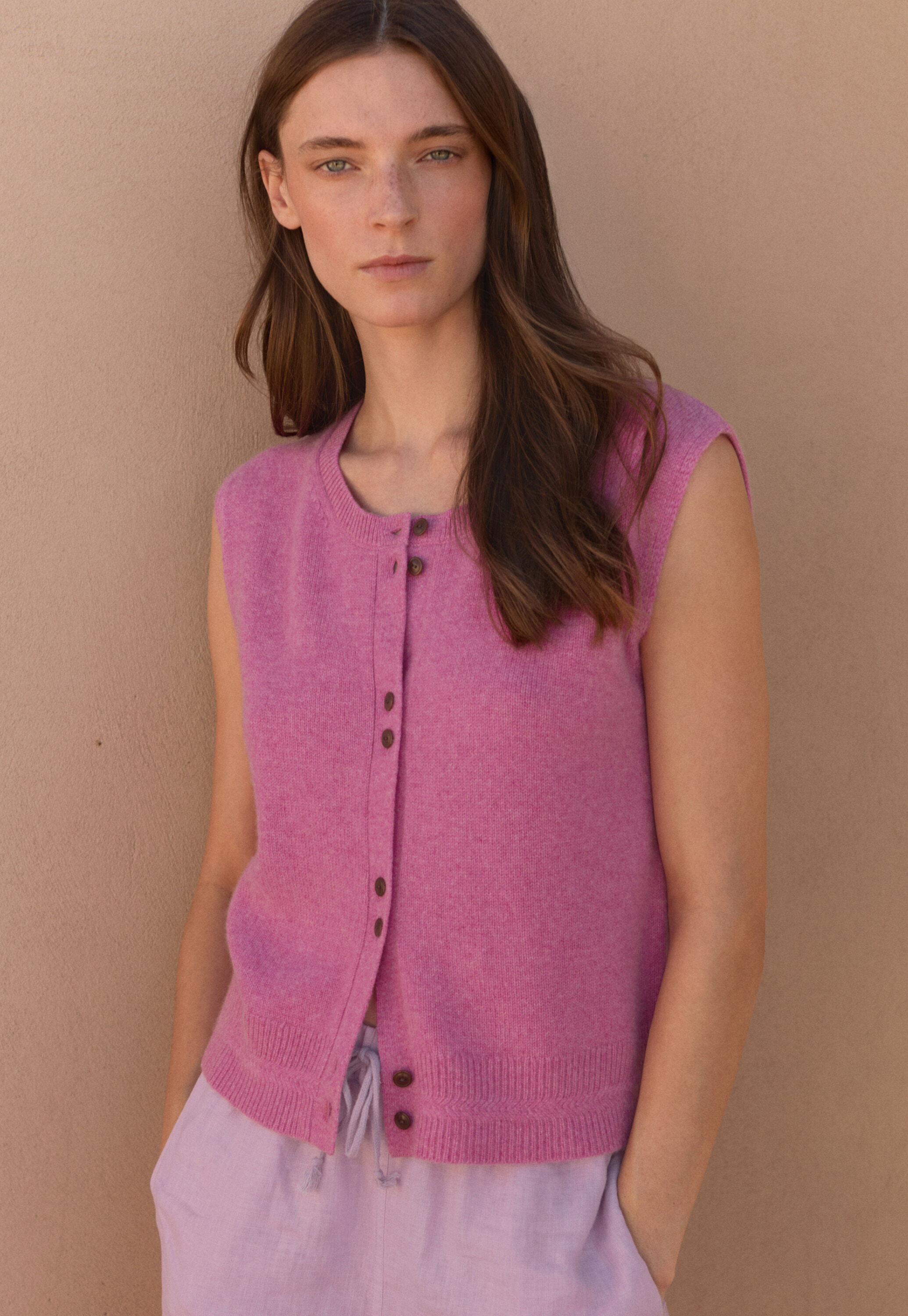 Sleeveless sweater