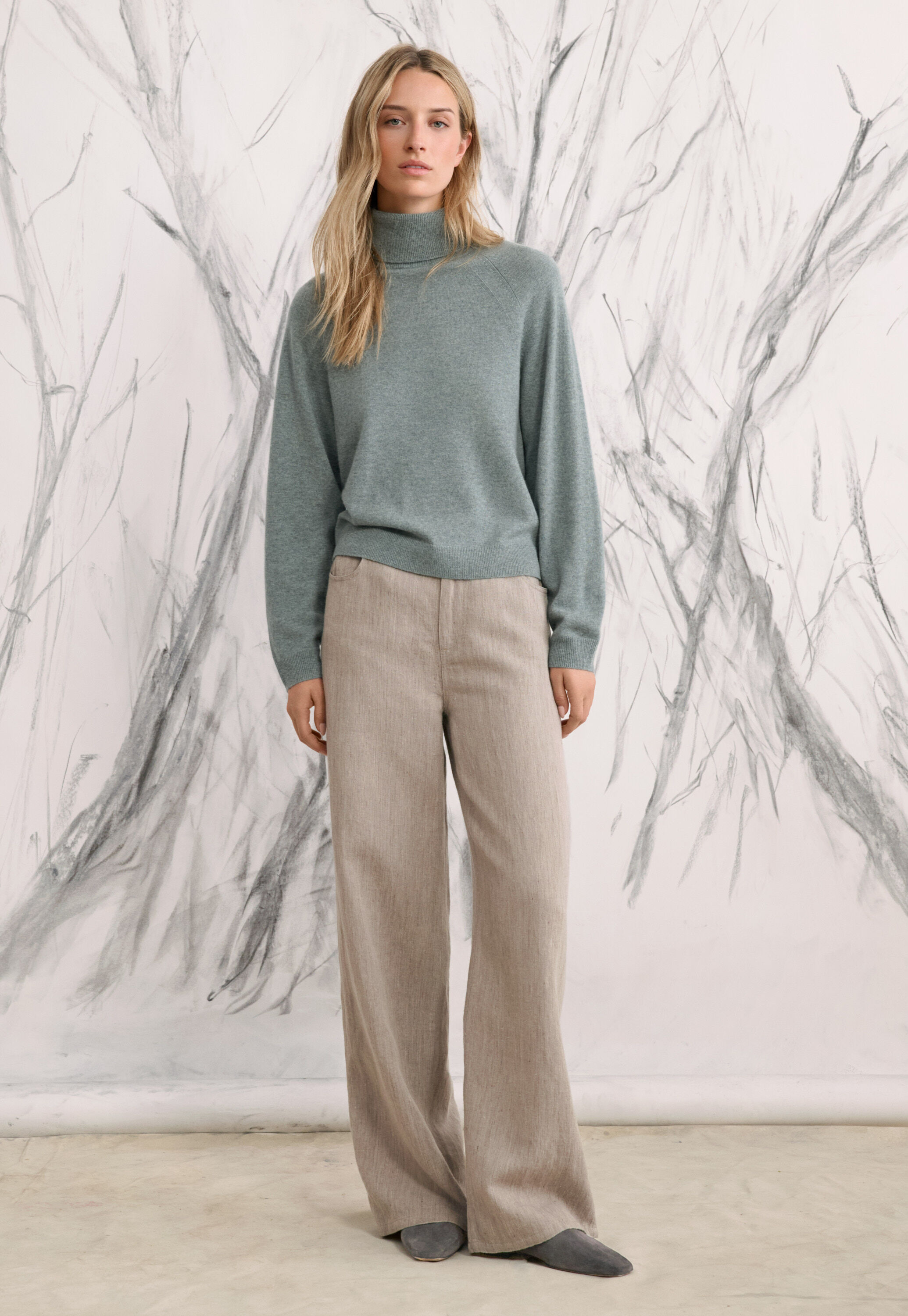Roll-neck sweater