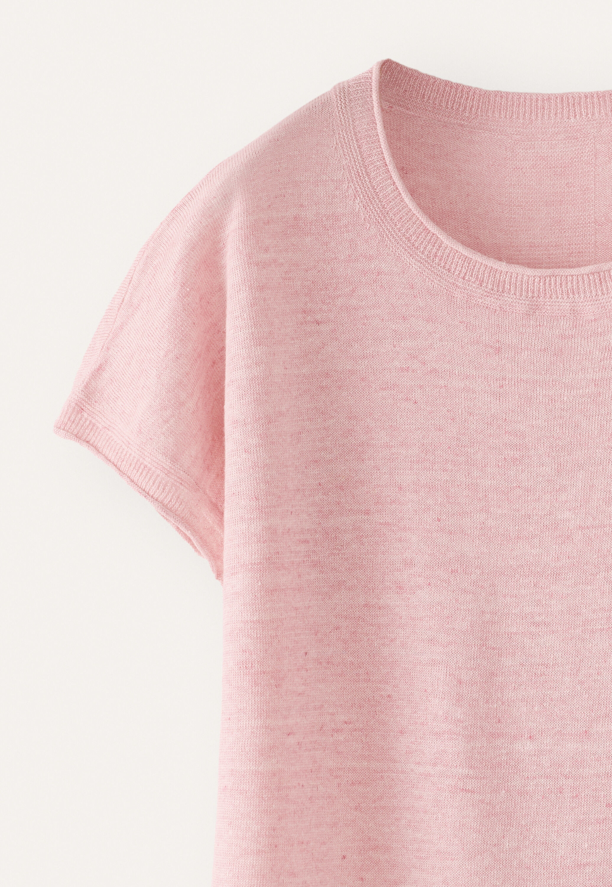 Short-sleeve sweater