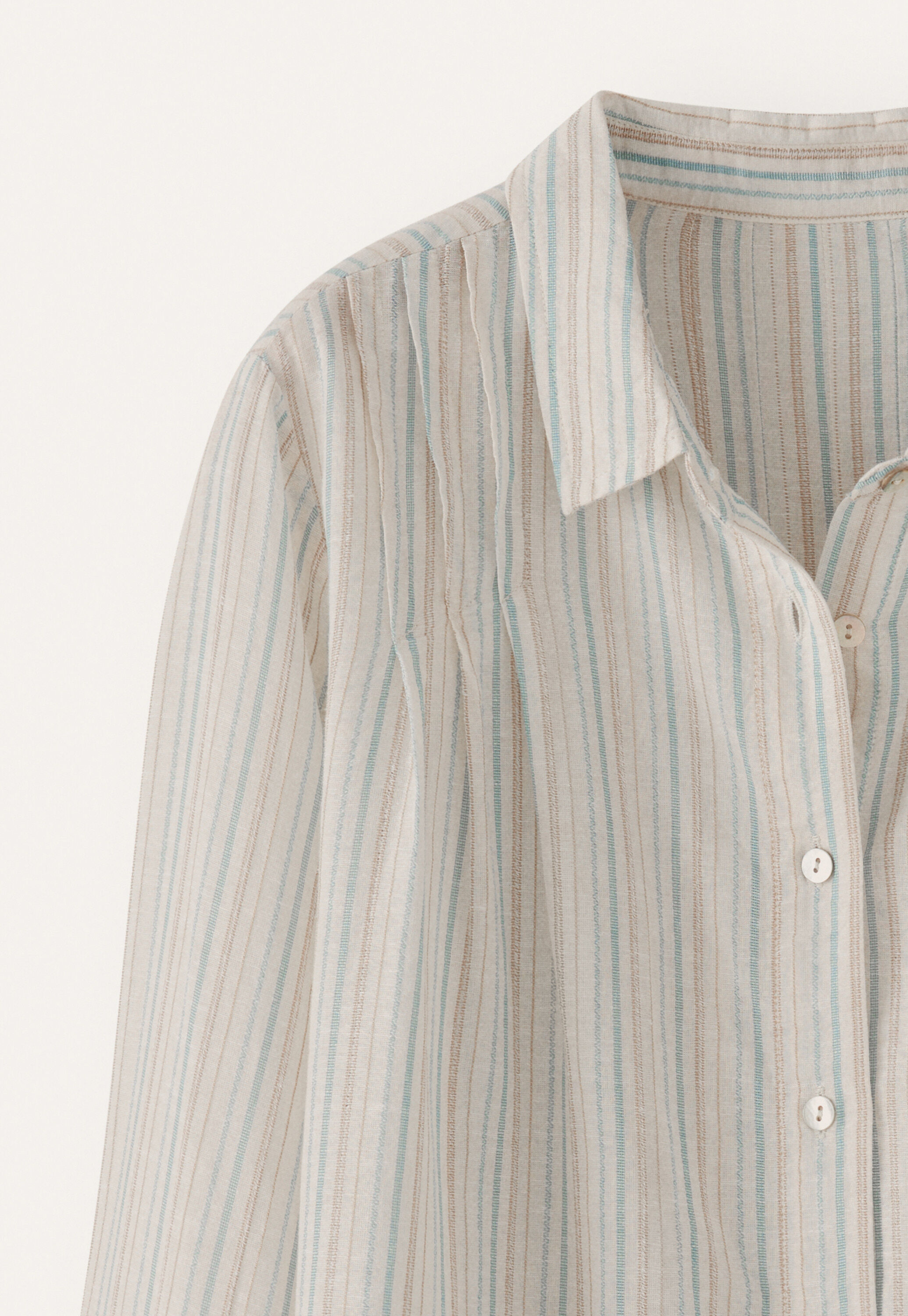 Striped pleated shirt