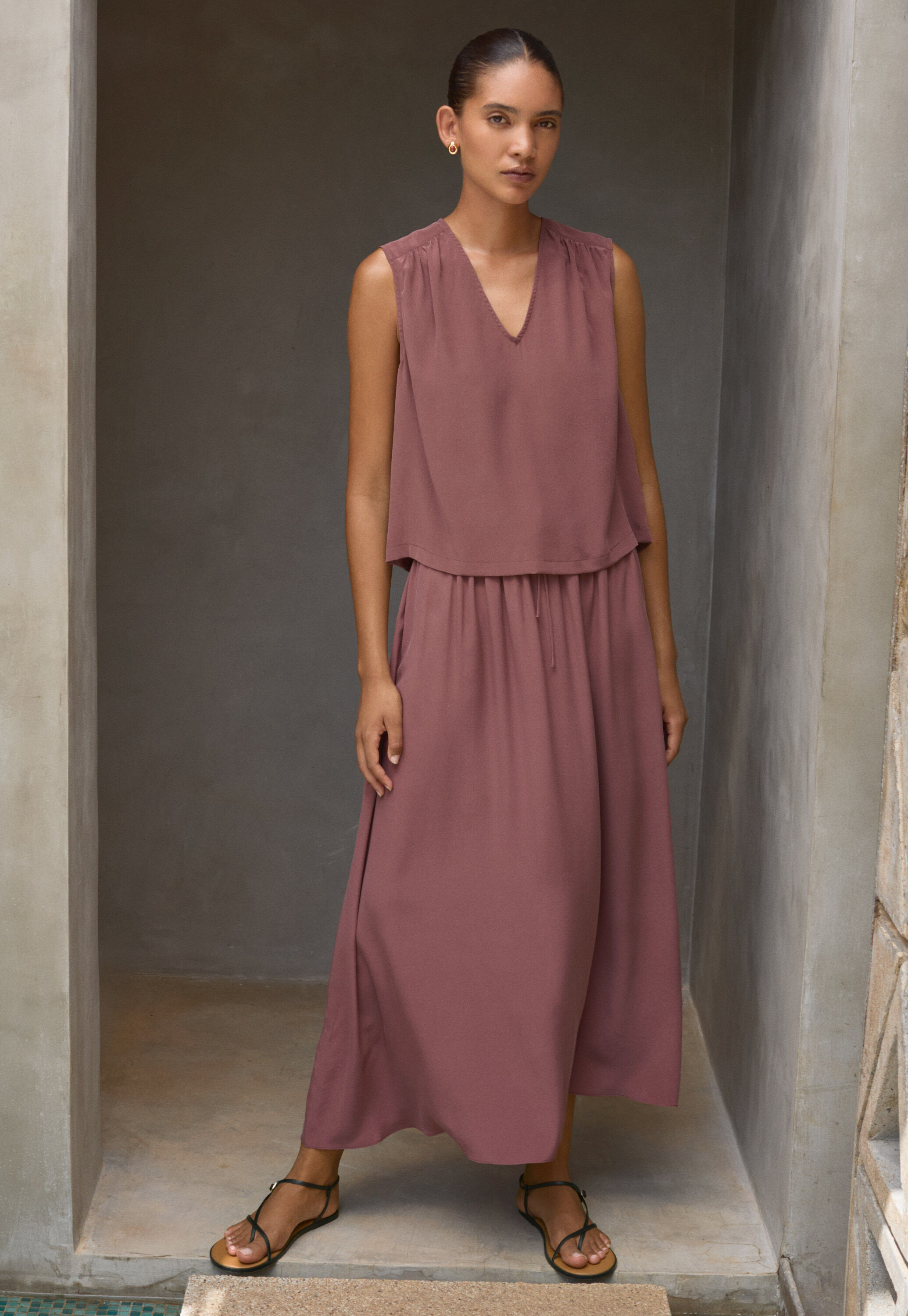V-neck sleeveless top