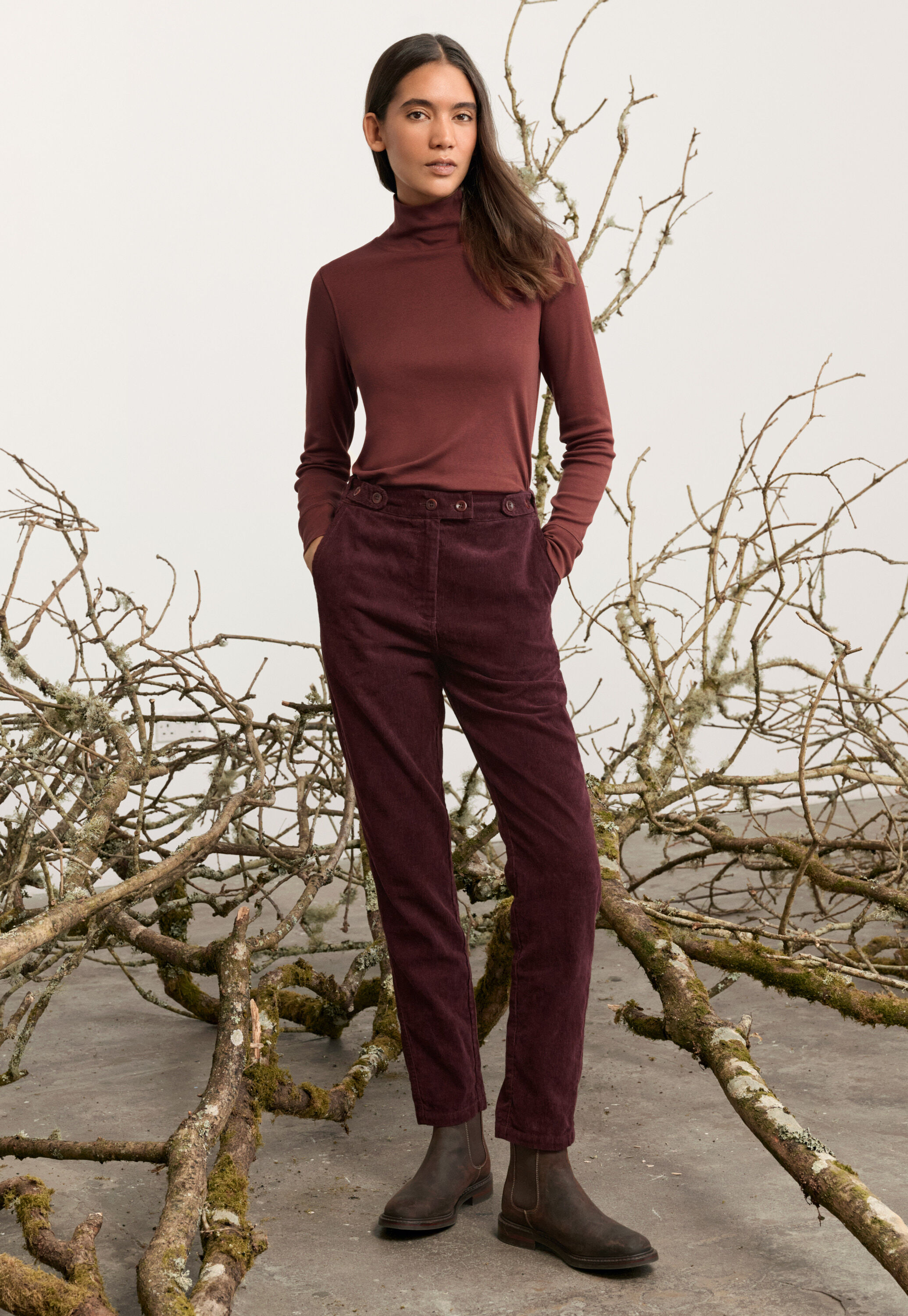 Tapered-leg trousers