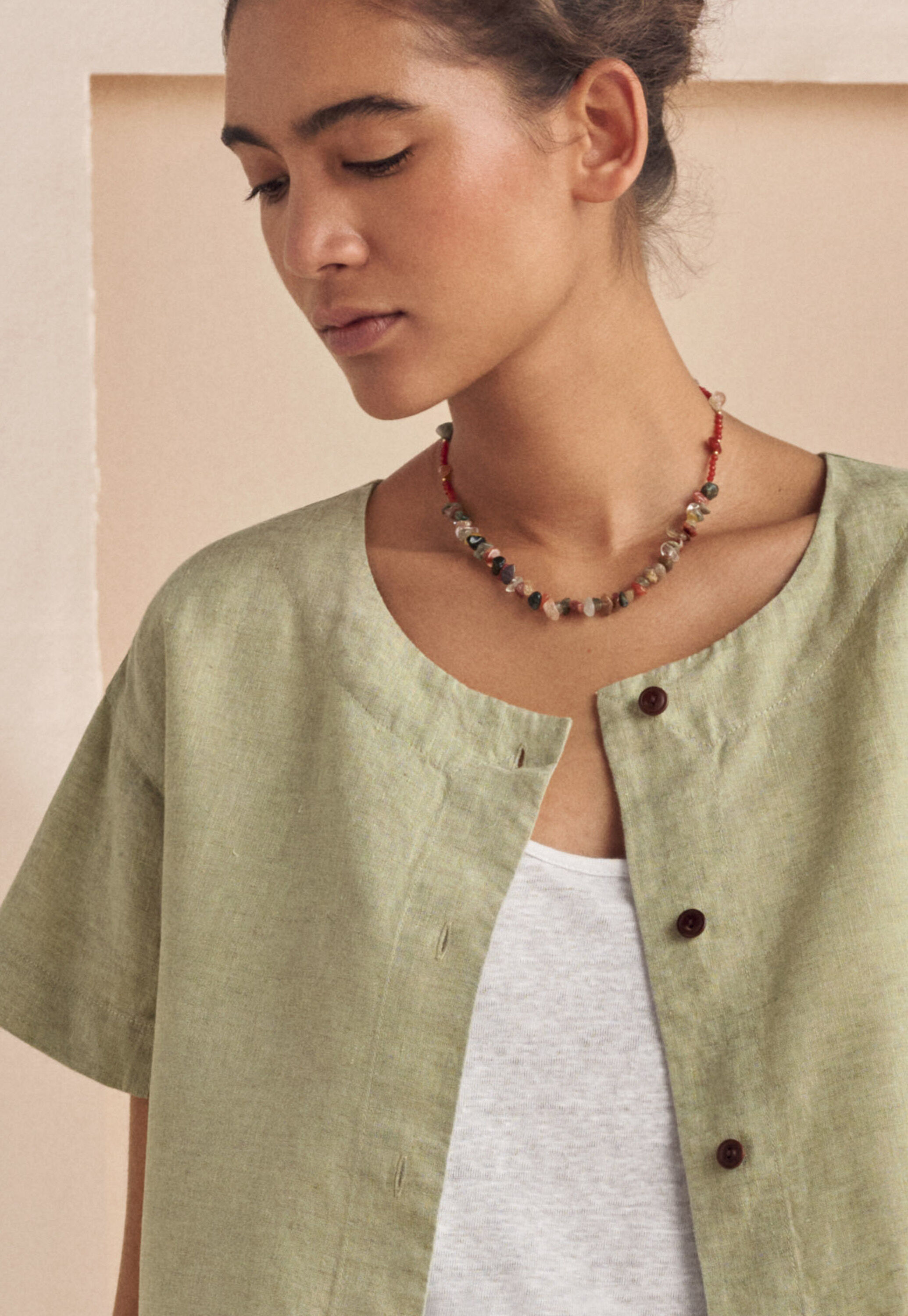 Short-sleeve blouse