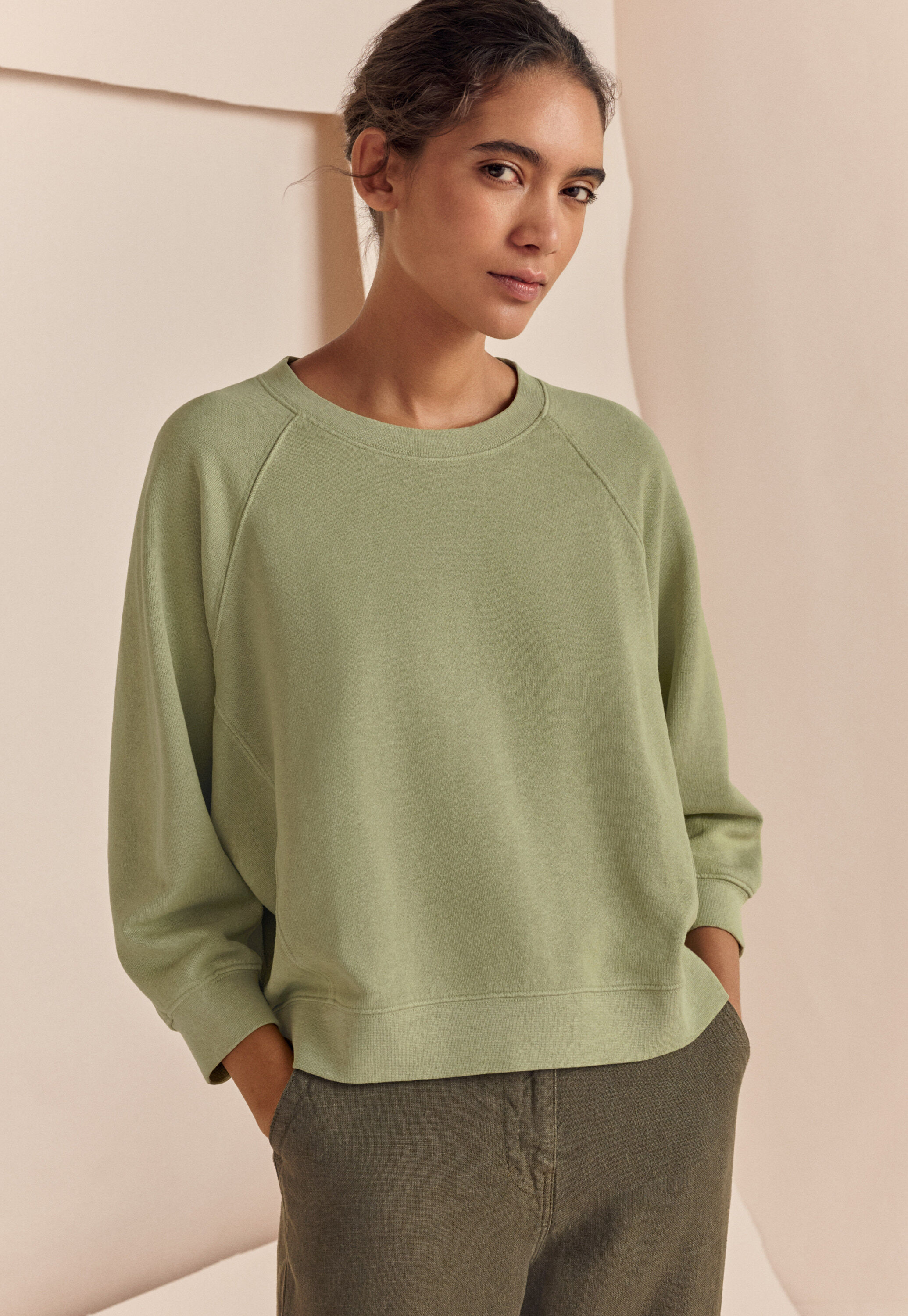 Raglan-sleeve top