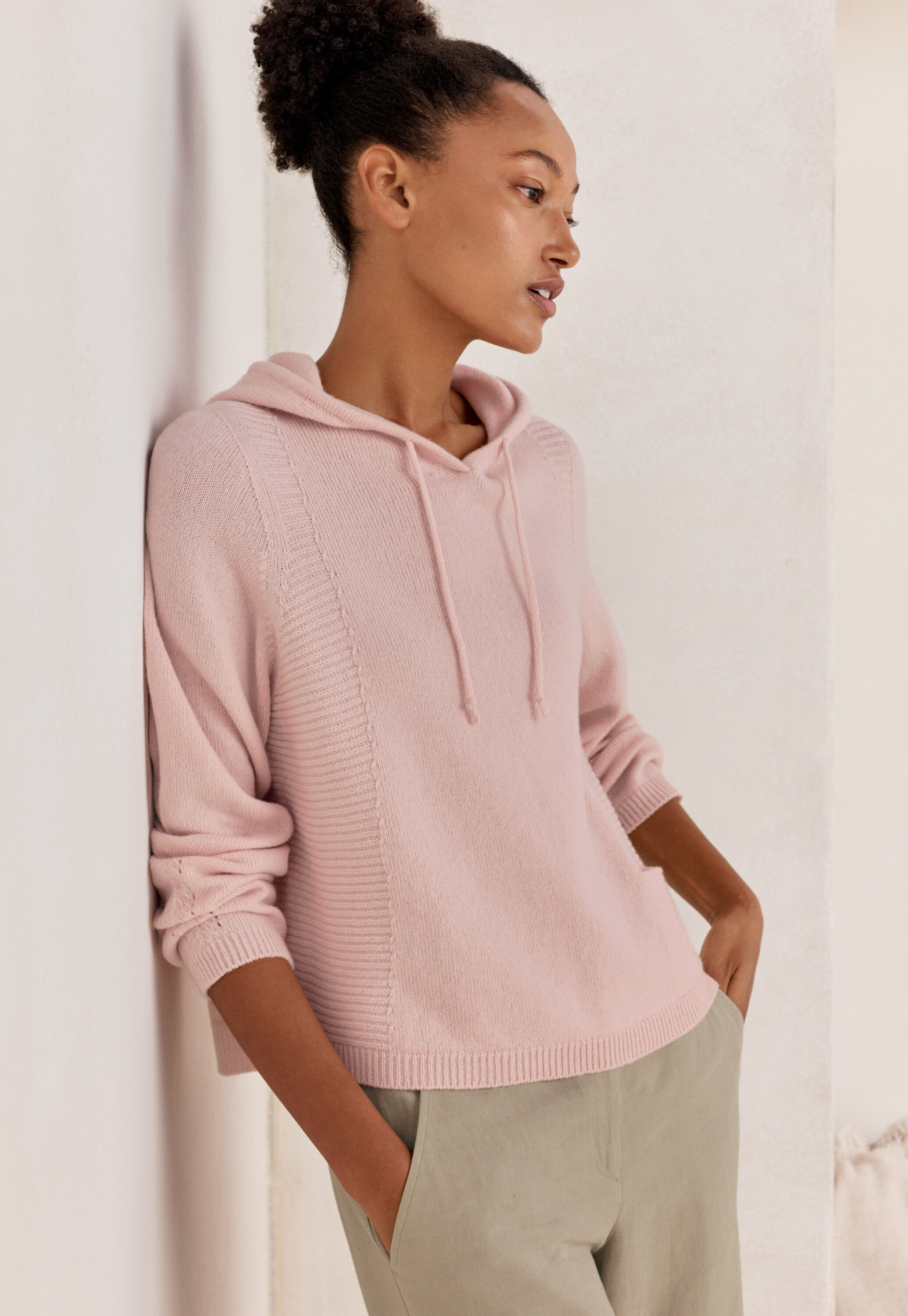Knitted hoodie