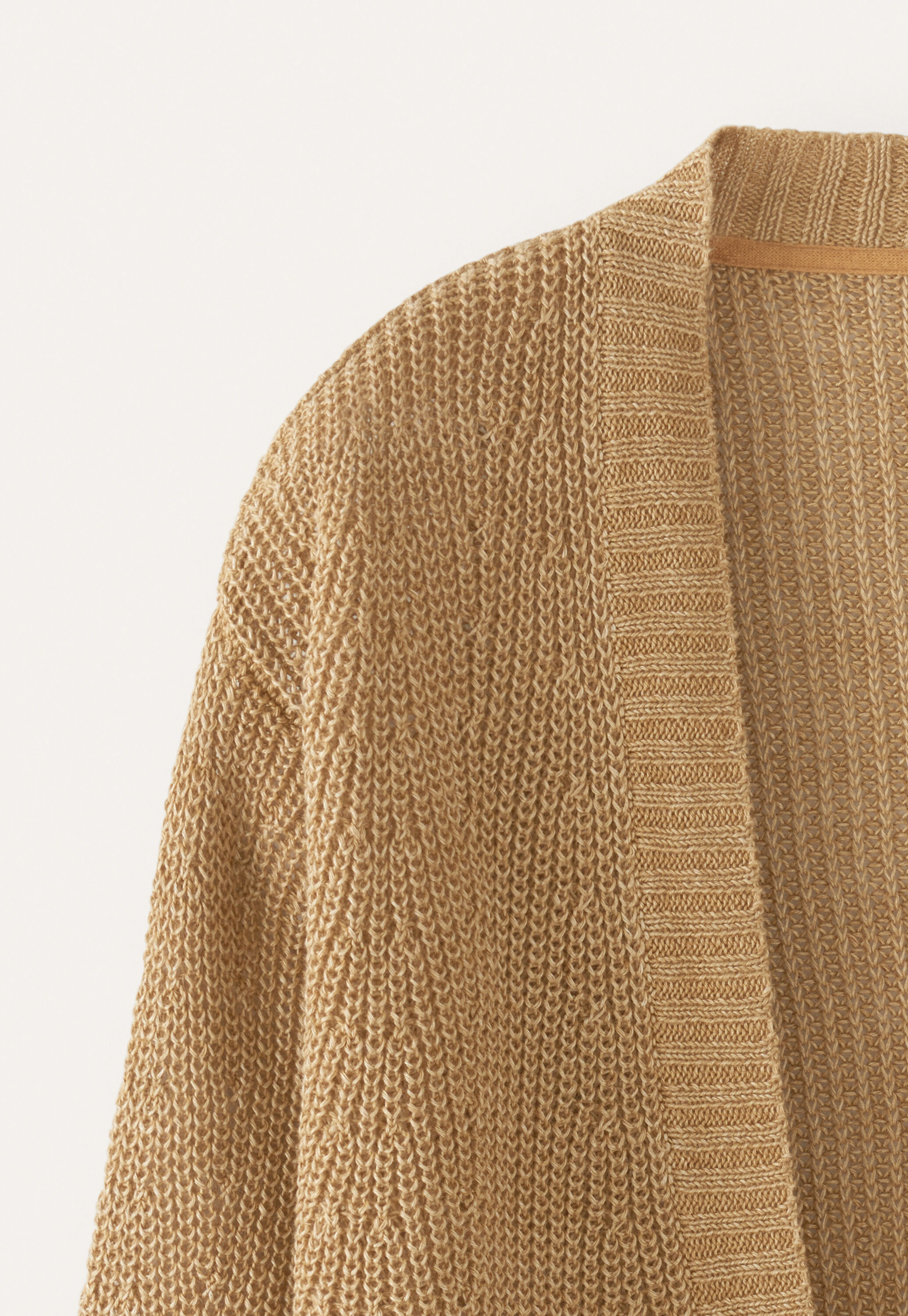 Edge-to-edge cardigan