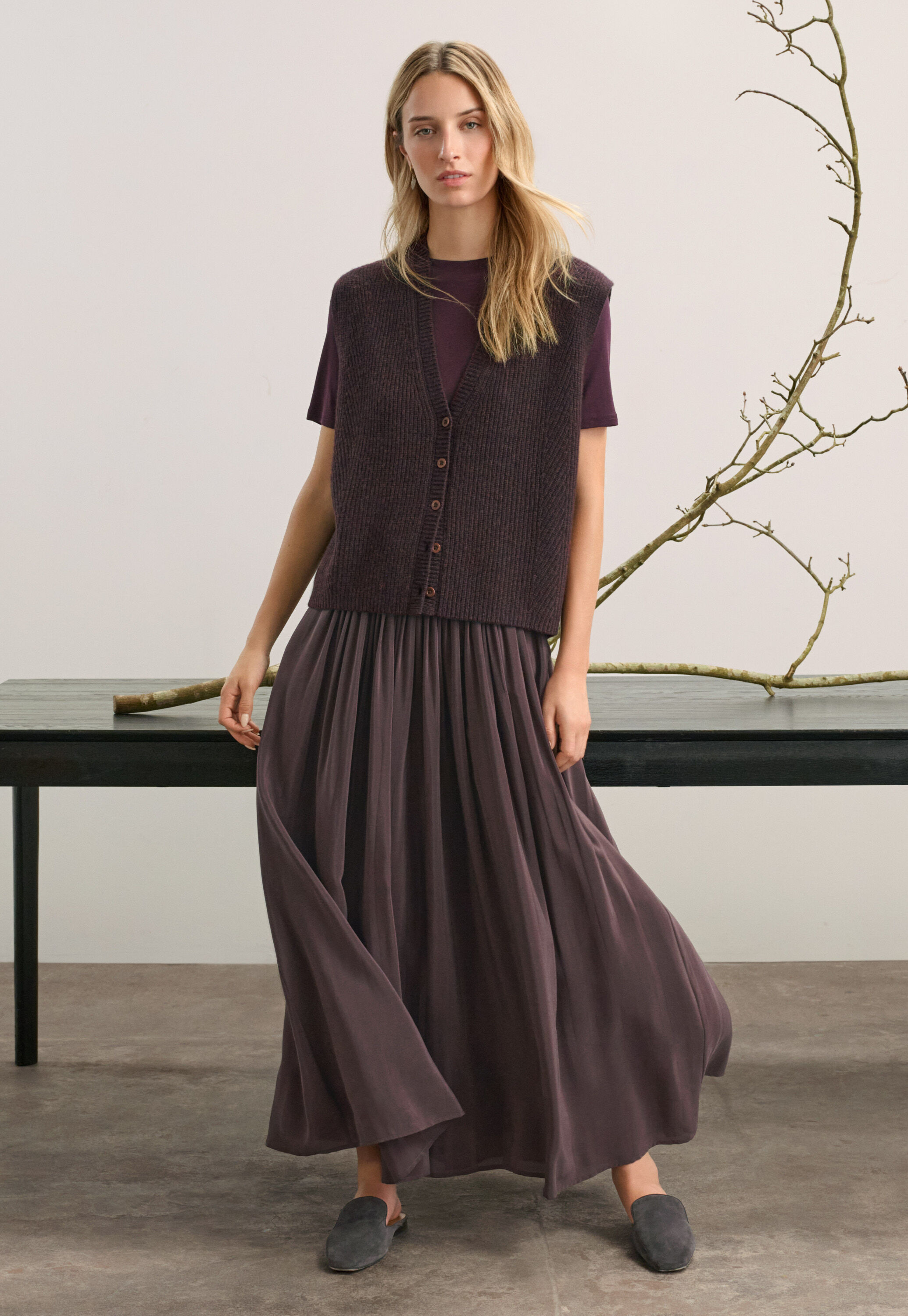Sleeveless ribbed cardigan, Dark aubergine, large